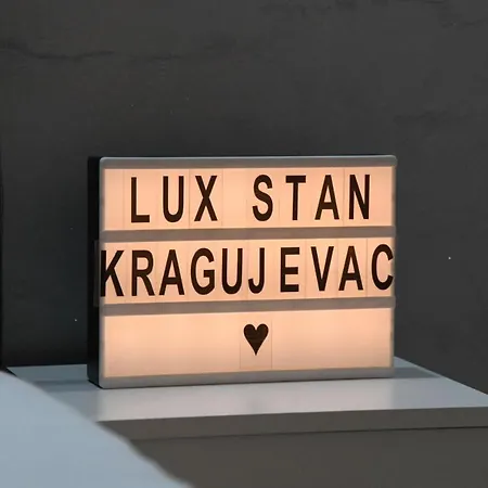 Lux Stan Apartment Kragujevac
